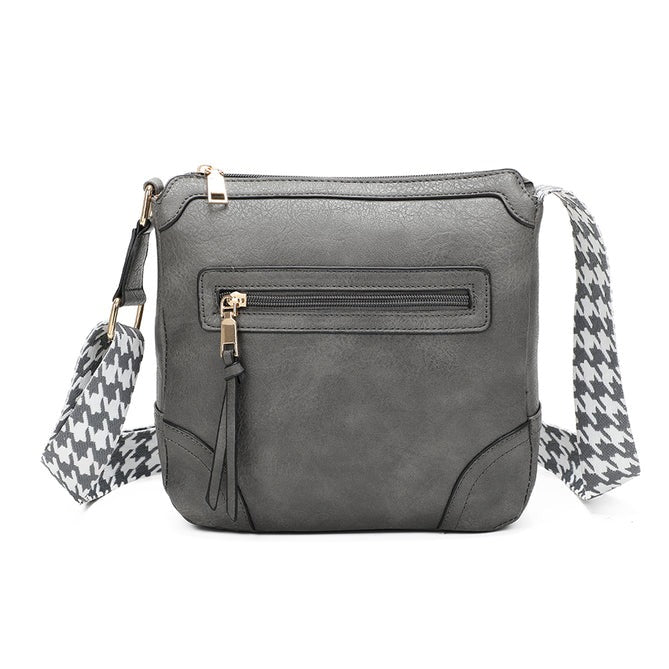 Craze London Classic Crossbody bag