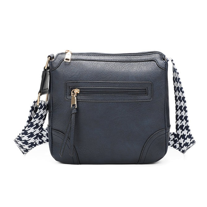 Craze London Classic Crossbody bag