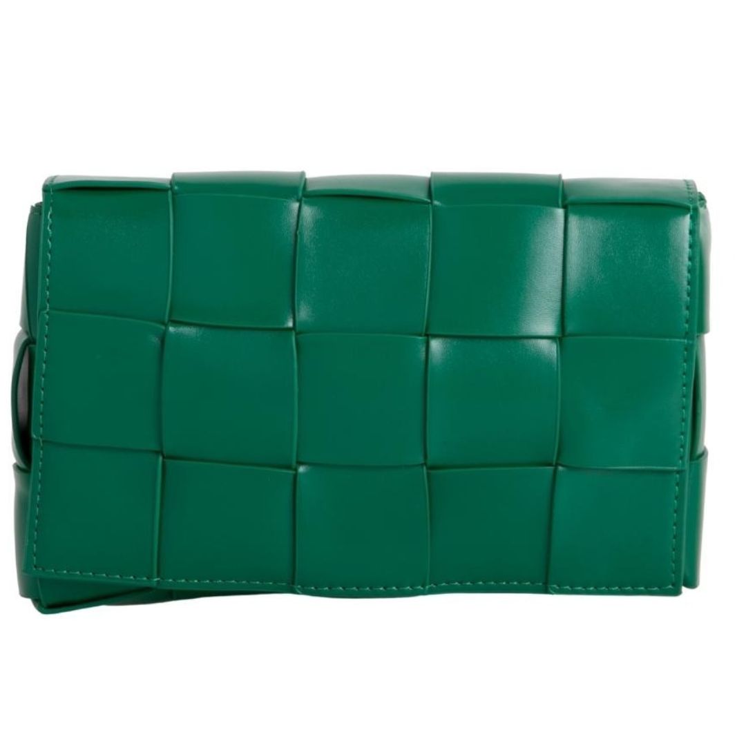 Craze London Crossbody Bag with zip closure