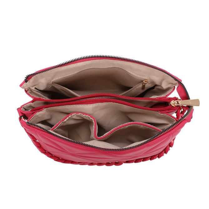 Craze London elegant shoulder bag with a chain strap