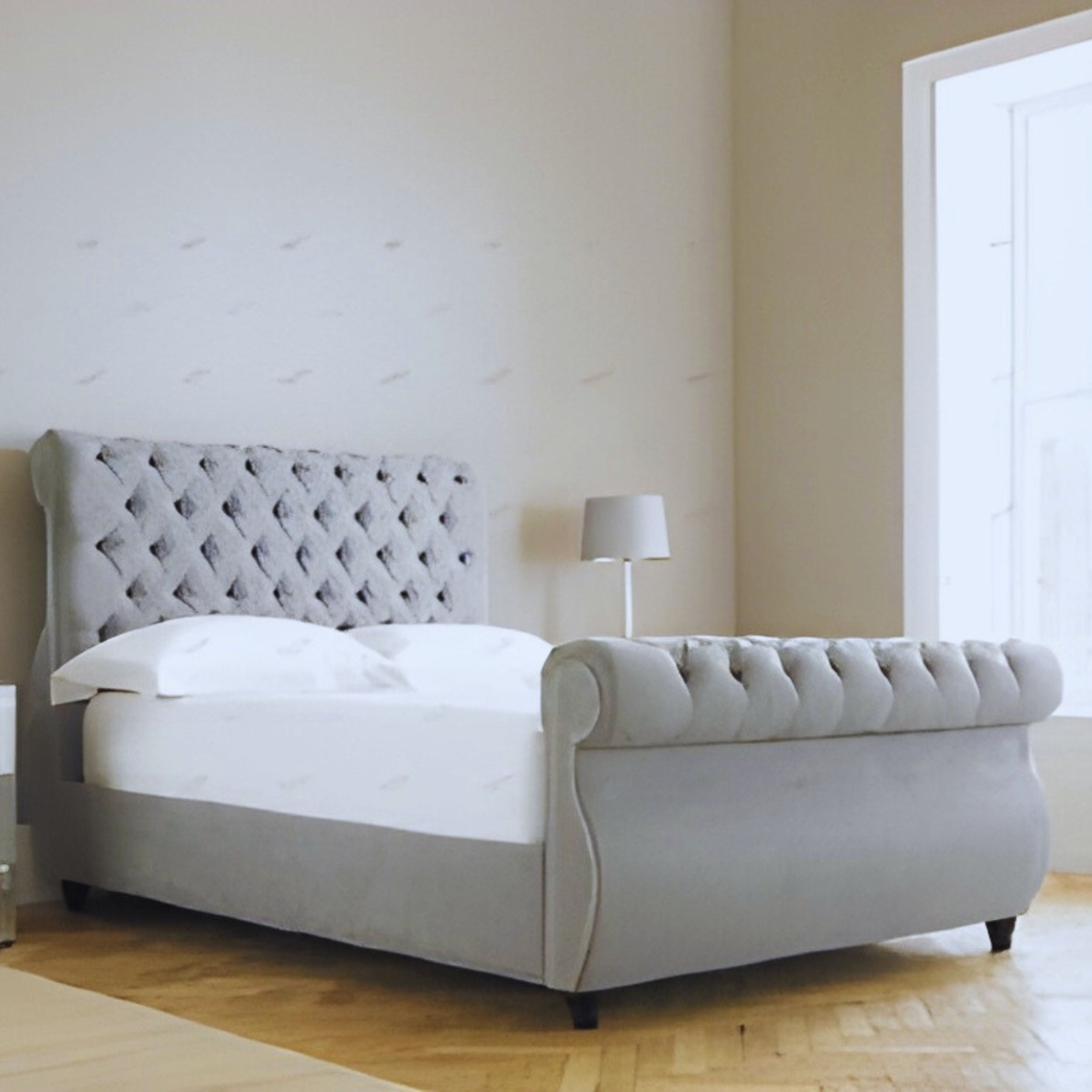 Craze London Fancy Swan Ottoman Bed Frame